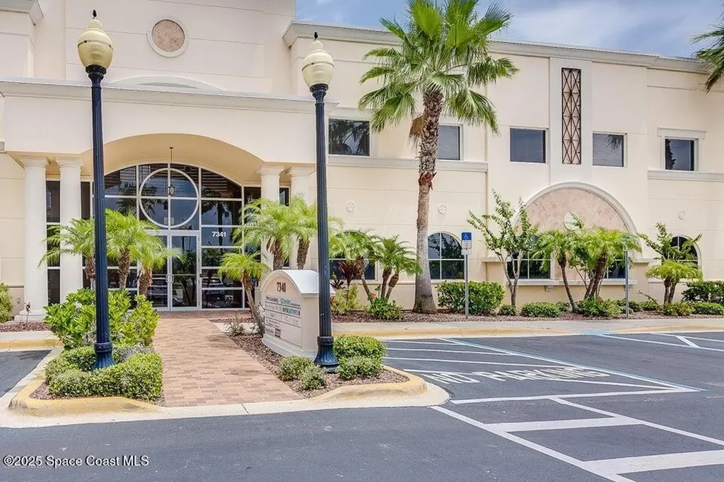 7341 Office Park Place Melbourne FL 32940