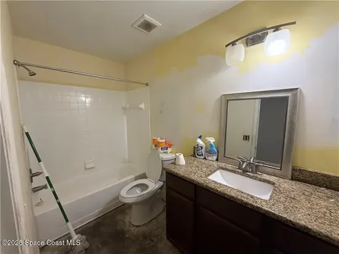 2526 4th Street Vero Beach FL 32968