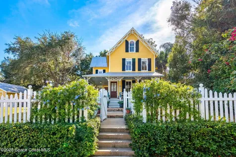 27 Barton Avenue Rockledge FL 32955