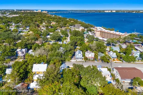 27 Barton Avenue Rockledge FL 32955