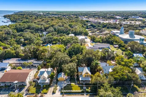 27 Barton Avenue Rockledge FL 32955
