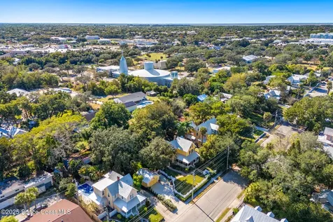 27 Barton Avenue Rockledge FL 32955