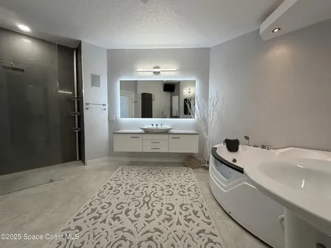 3880 N A1a Hutchinson Island FL 34949
