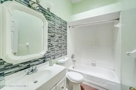 2898 Hagdom Avenue SE Palm Bay FL 32909