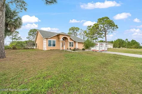 2898 Hagdom Avenue SE Palm Bay FL 32909