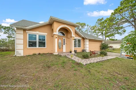 2898 Hagdom Avenue SE Palm Bay FL 32909