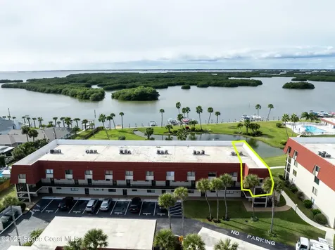 800 S Brevard Avenue Cocoa Beach FL 32931