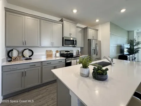 1959 Croft Inlet Drive NW Palm Bay FL 32907