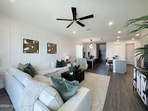 1959 Croft Inlet Drive NW Palm Bay FL 32907