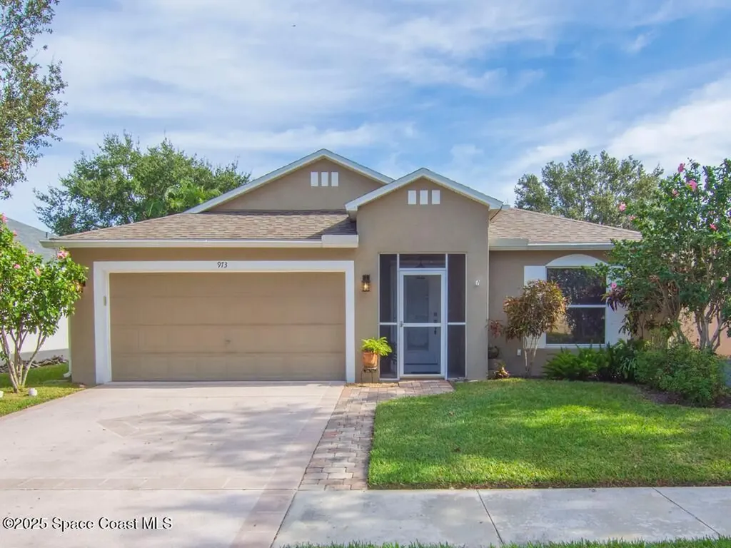 973 E 13th Square Vero Beach FL 32960
