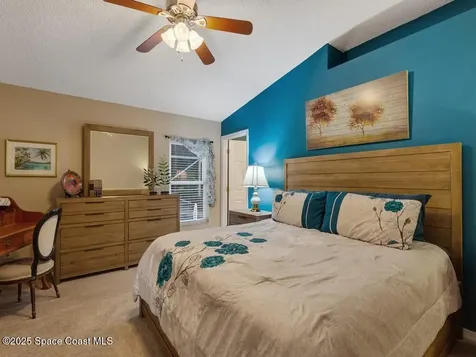 973 E 13th Square Vero Beach FL 32960