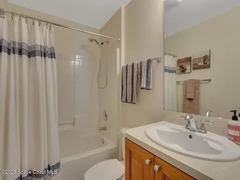 973 E 13th Square Vero Beach FL 32960