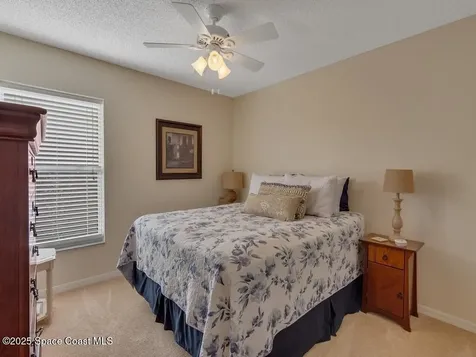 973 E 13th Square Vero Beach FL 32960