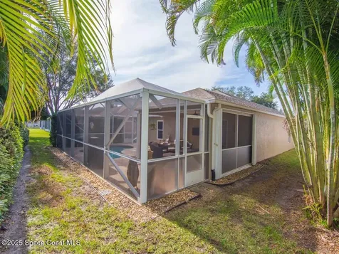 973 E 13th Square Vero Beach FL 32960