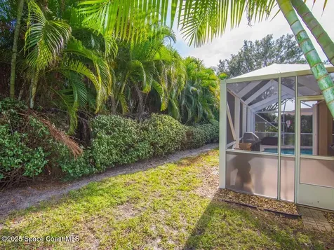 973 E 13th Square Vero Beach FL 32960
