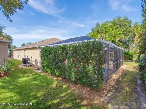 973 E 13th Square Vero Beach FL 32960