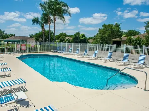973 E 13th Square Vero Beach FL 32960