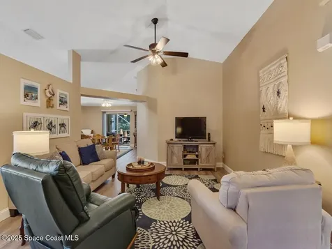 973 E 13th Square Vero Beach FL 32960