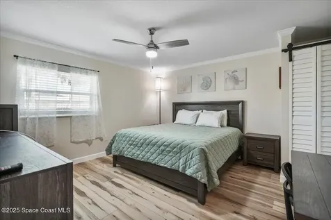 513&515 Ronnie Drive Indian Harbour Beach FL 32937