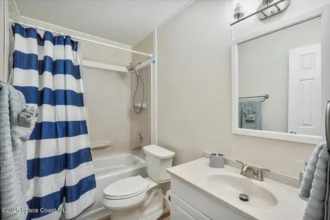 513&515 Ronnie Drive Indian Harbour Beach FL 32937