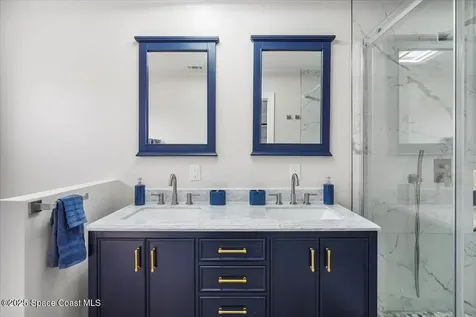 513&515 Ronnie Drive Indian Harbour Beach FL 32937