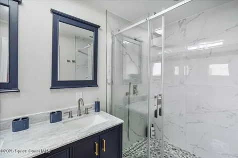 513&515 Ronnie Drive Indian Harbour Beach FL 32937