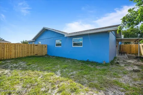 513&515 Ronnie Drive Indian Harbour Beach FL 32937