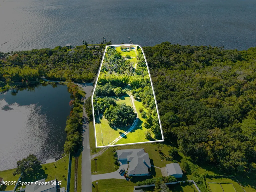 3400 Spartina Avenue Merritt Island FL 32953