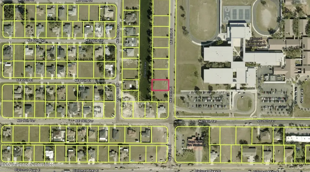 1628 NE 10th Place Cape Coral FL 33914