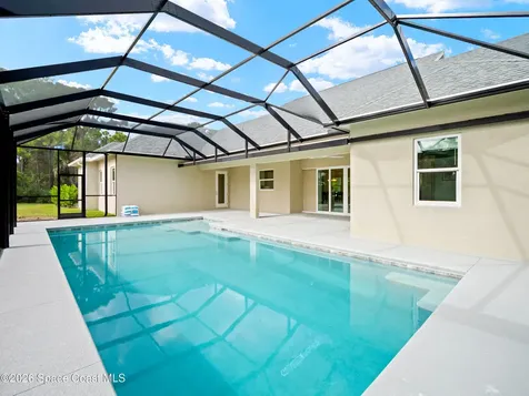 7035 Indian River Boulevard Grant FL 32949