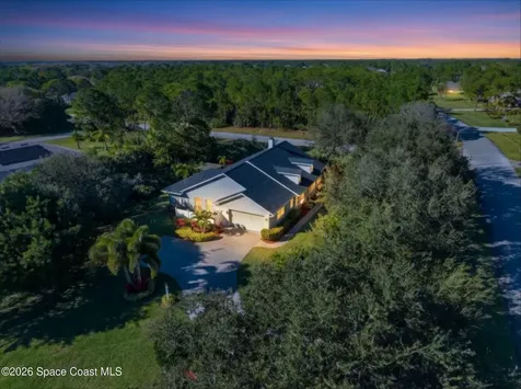 5696 Cypress Creek Drive Grant FL 32949