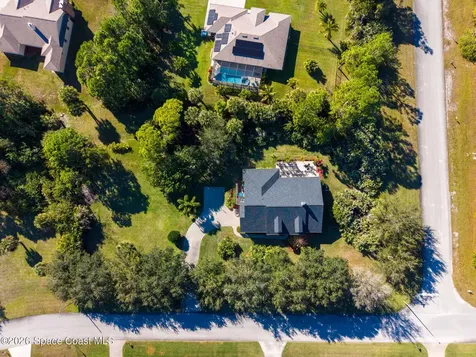 5696 Cypress Creek Drive Grant FL 32949