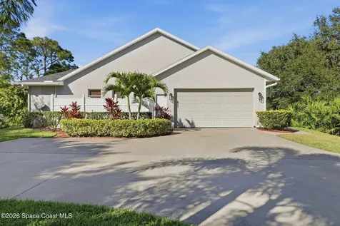 5696 Cypress Creek Drive Grant FL 32949
