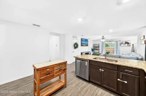 733 Walmsley Street SW Palm Bay FL 32908