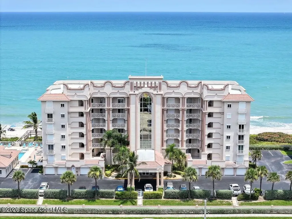 2065 Jimmy Buffett Mem Highway Indian Harbour Beach FL 32937