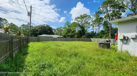 832 Sorrel Street NW Palm Bay FL 32907