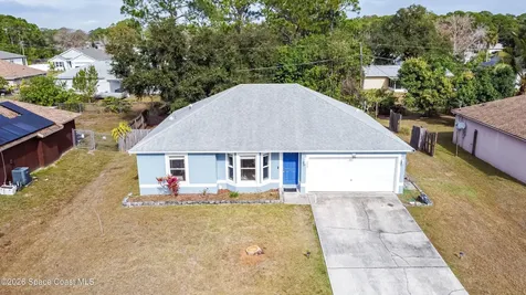 753 Starland Street SE Palm Bay FL 32909