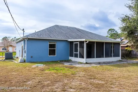 753 Starland Street SE Palm Bay FL 32909
