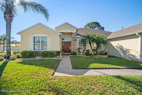 220 Grouper Circle SE Palm Bay FL 32909