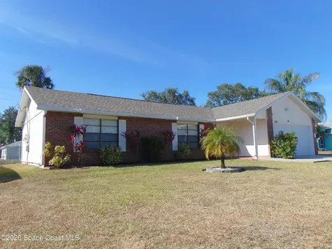 1136 Lamplighter Drive NW Palm Bay FL 32907