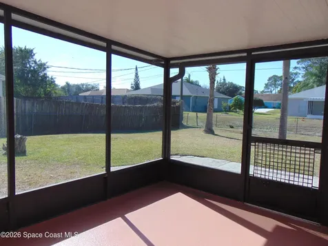 1136 Lamplighter Drive NW Palm Bay FL 32907