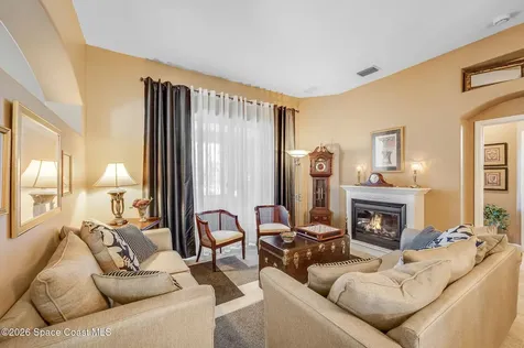 426 Gardendale Circle SE Palm Bay FL 32909