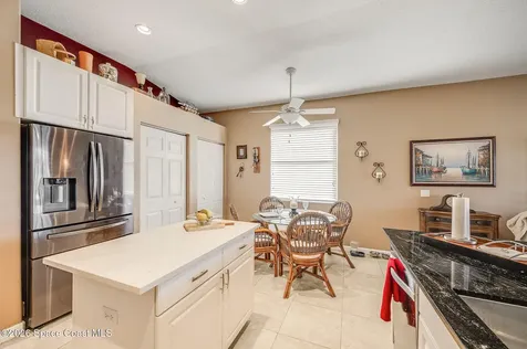 426 Gardendale Circle SE Palm Bay FL 32909