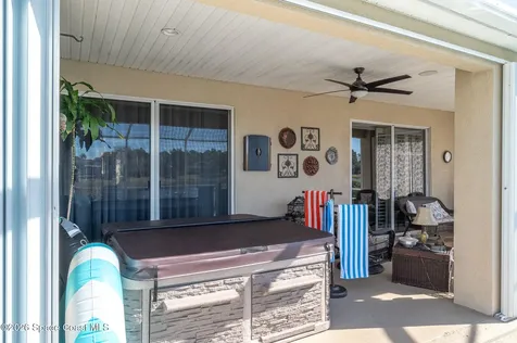 426 Gardendale Circle SE Palm Bay FL 32909
