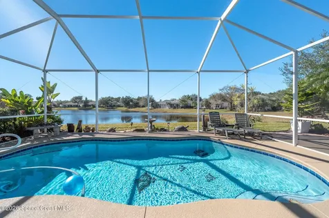 426 Gardendale Circle SE Palm Bay FL 32909
