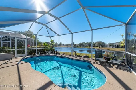 426 Gardendale Circle SE Palm Bay FL 32909