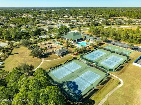 426 Gardendale Circle SE Palm Bay FL 32909
