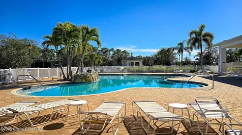 426 Gardendale Circle SE Palm Bay FL 32909