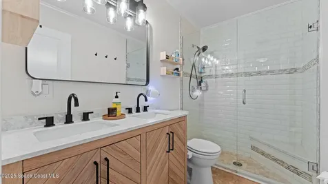 913 S Colonial Court Indian Harbour Beach FL 32937