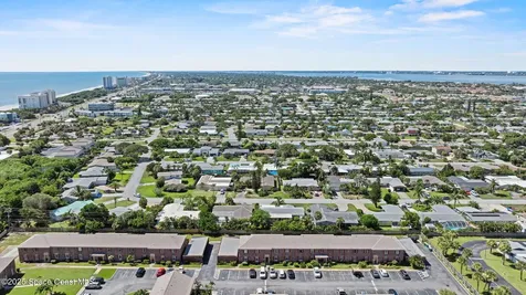 913 S Colonial Court Indian Harbour Beach FL 32937